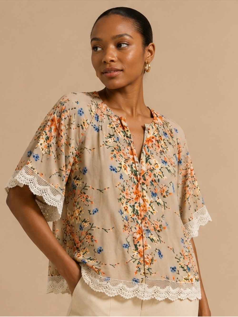 Umgee Floral Lace Trim Boho Blouse Size M/L Boutique Top